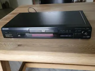 Sony CD/DVD afspiller Dolby Digital.