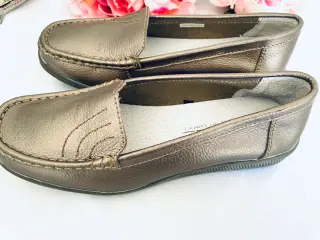 Sko flats