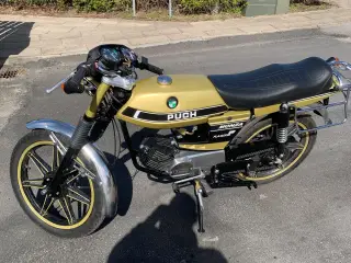 Puch Monza flagskib