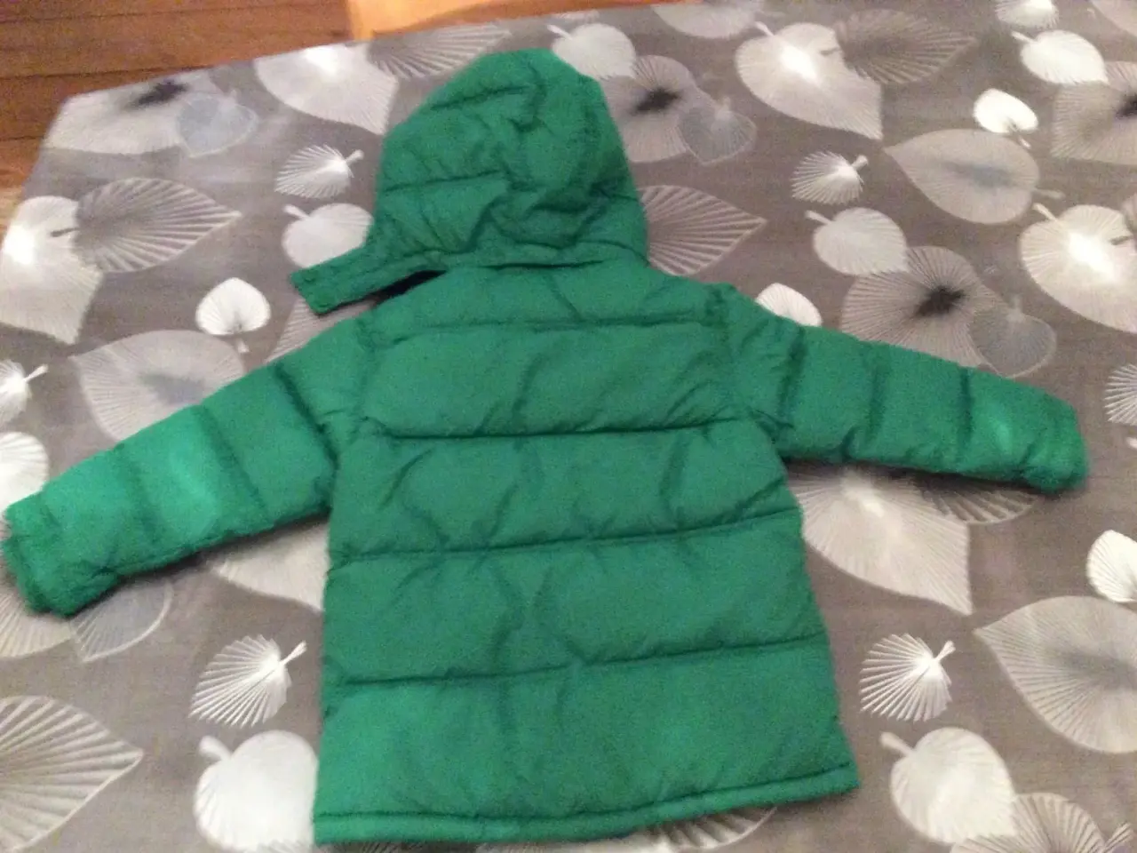 Billede 2 - Vinterjakke drenge str. 110, H&M