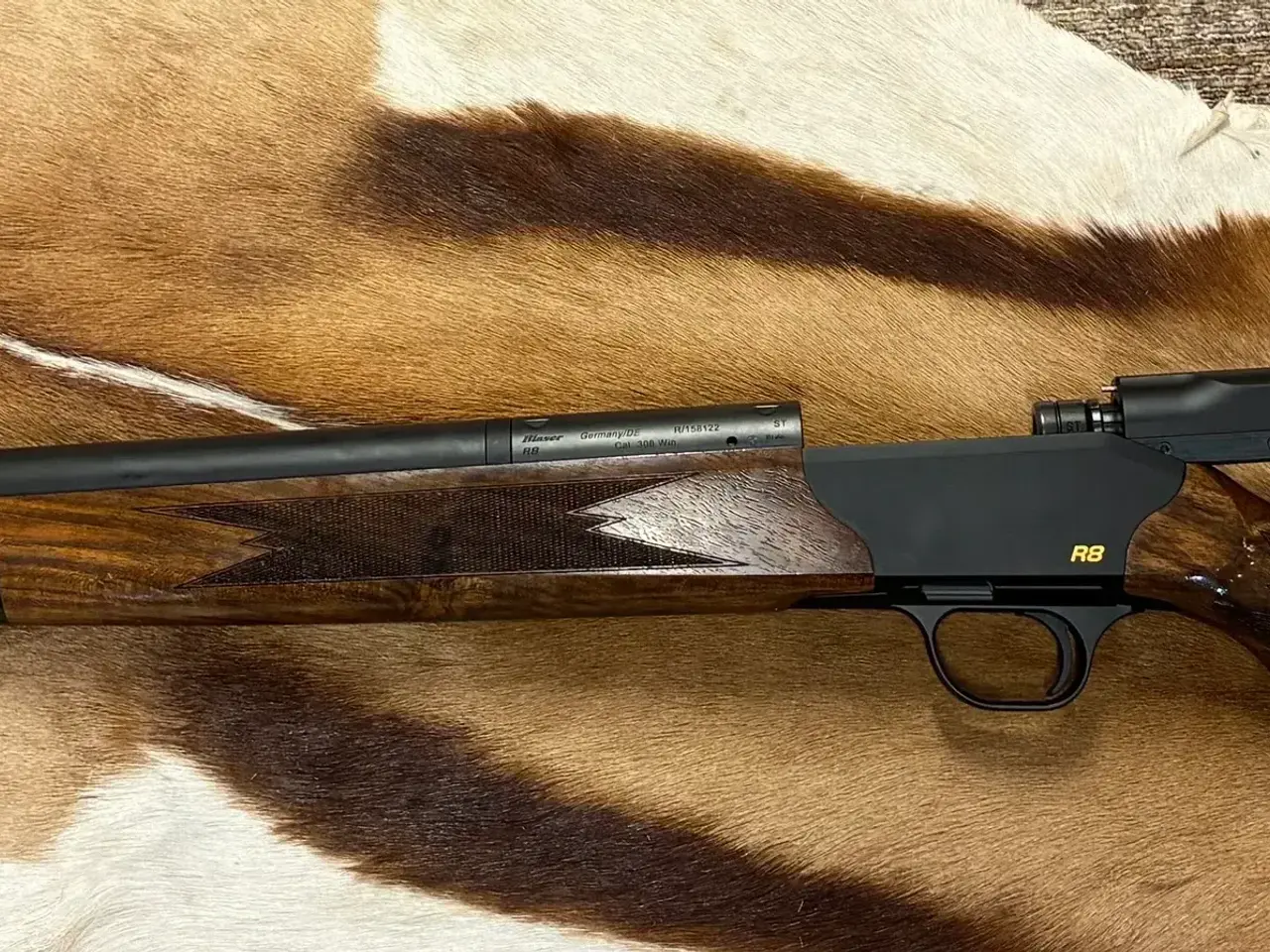 Billede 2 - Danmarks billigste Blaser R8 Silence Grade 4 skæft
