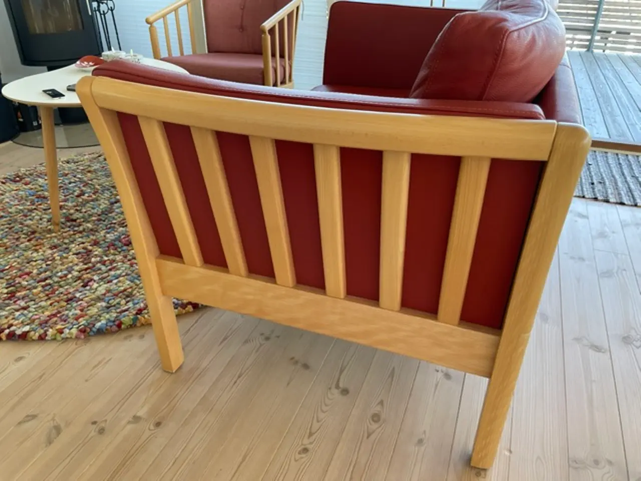 Billede 7 - STOUBY Tremmestol, 2 pers. sofa og fodskammel