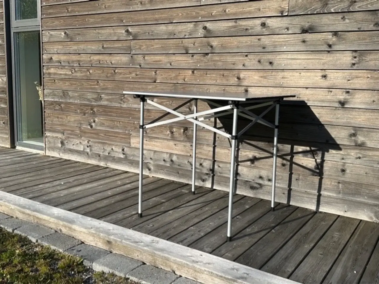 Billede 2 - Campingbord (udlejes)