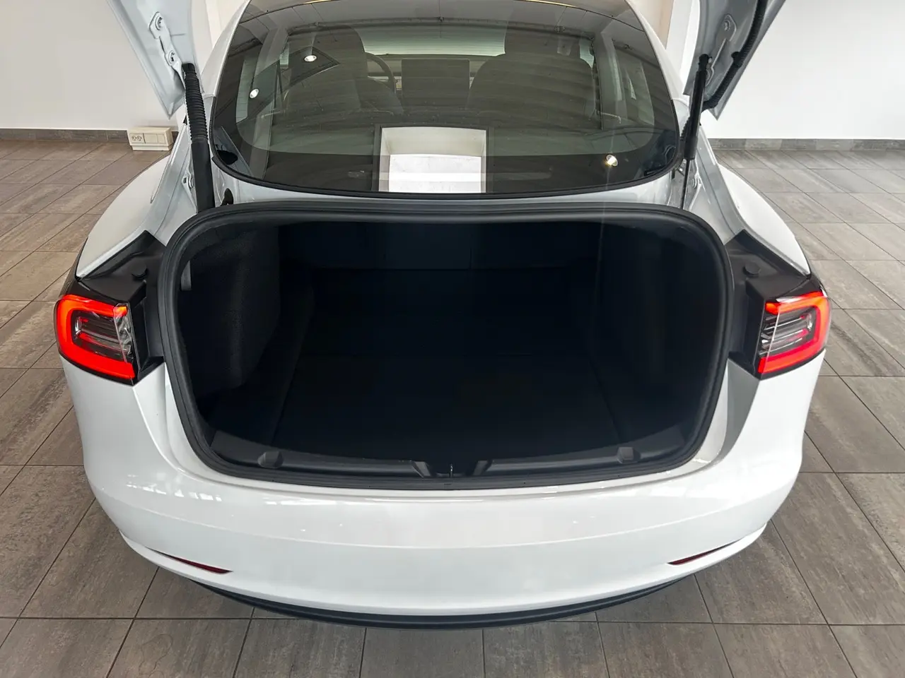 Billede 6 - Tesla Model 3  RWD