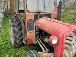 MF35 med førerhus