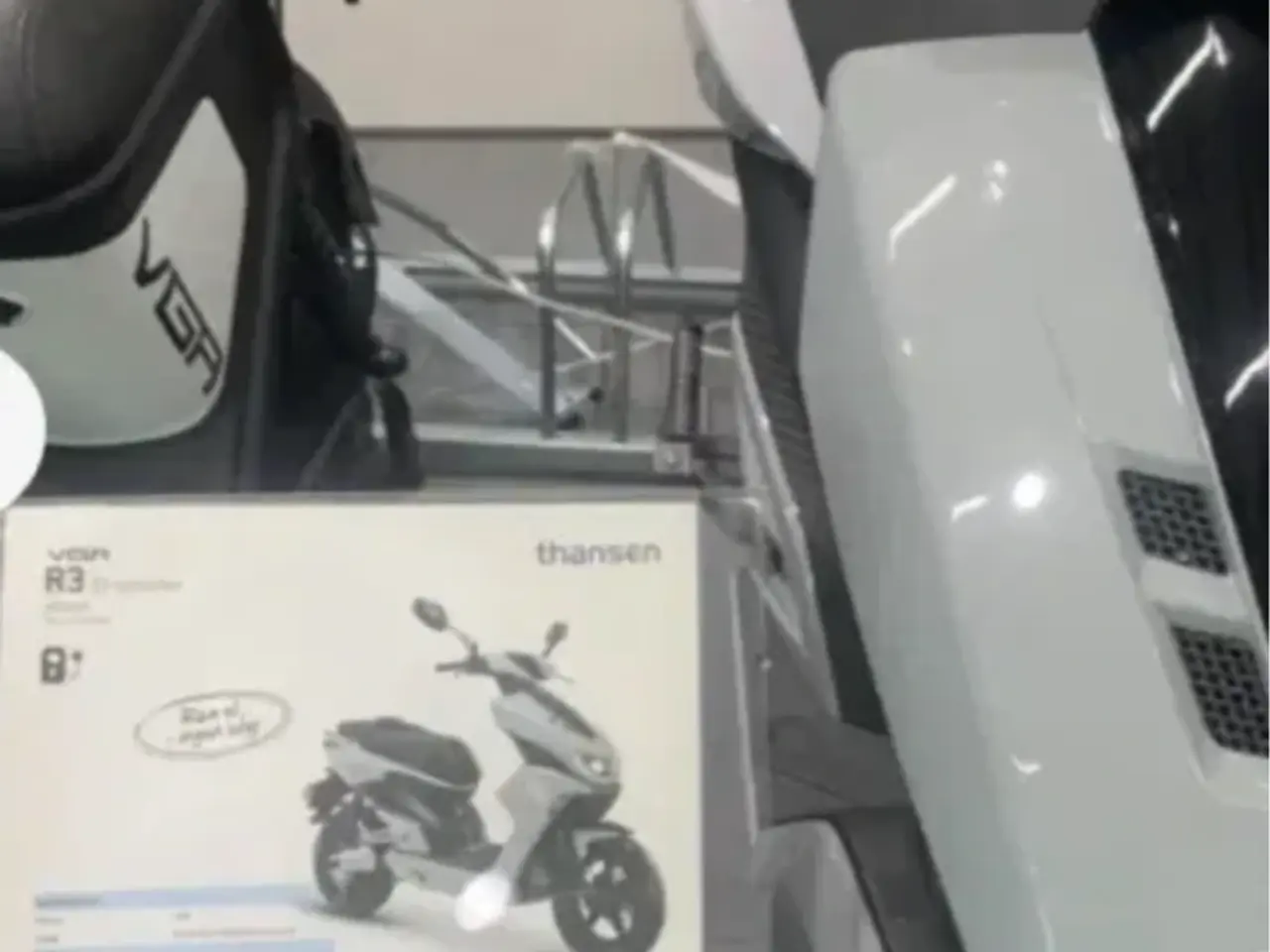 Billede 16 - Vga R3, 30 km El scooter 2024