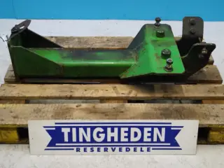 John Deere 9780 Hitch Support AZ71402