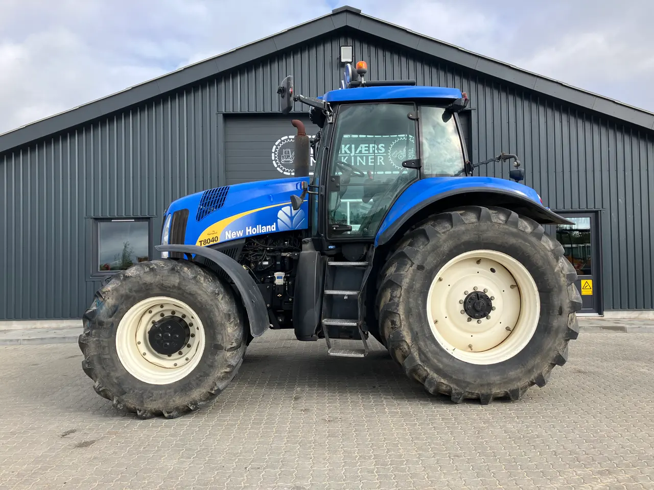 Billede 1 - New Holland T8040