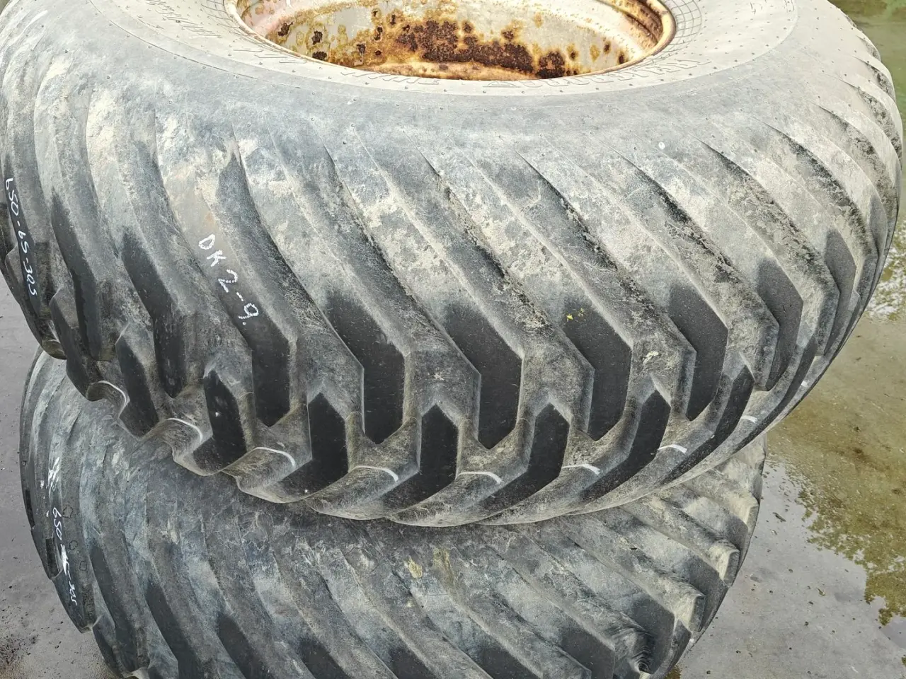 Billede 1 - Trelleborg 650/65-30,5 XXX