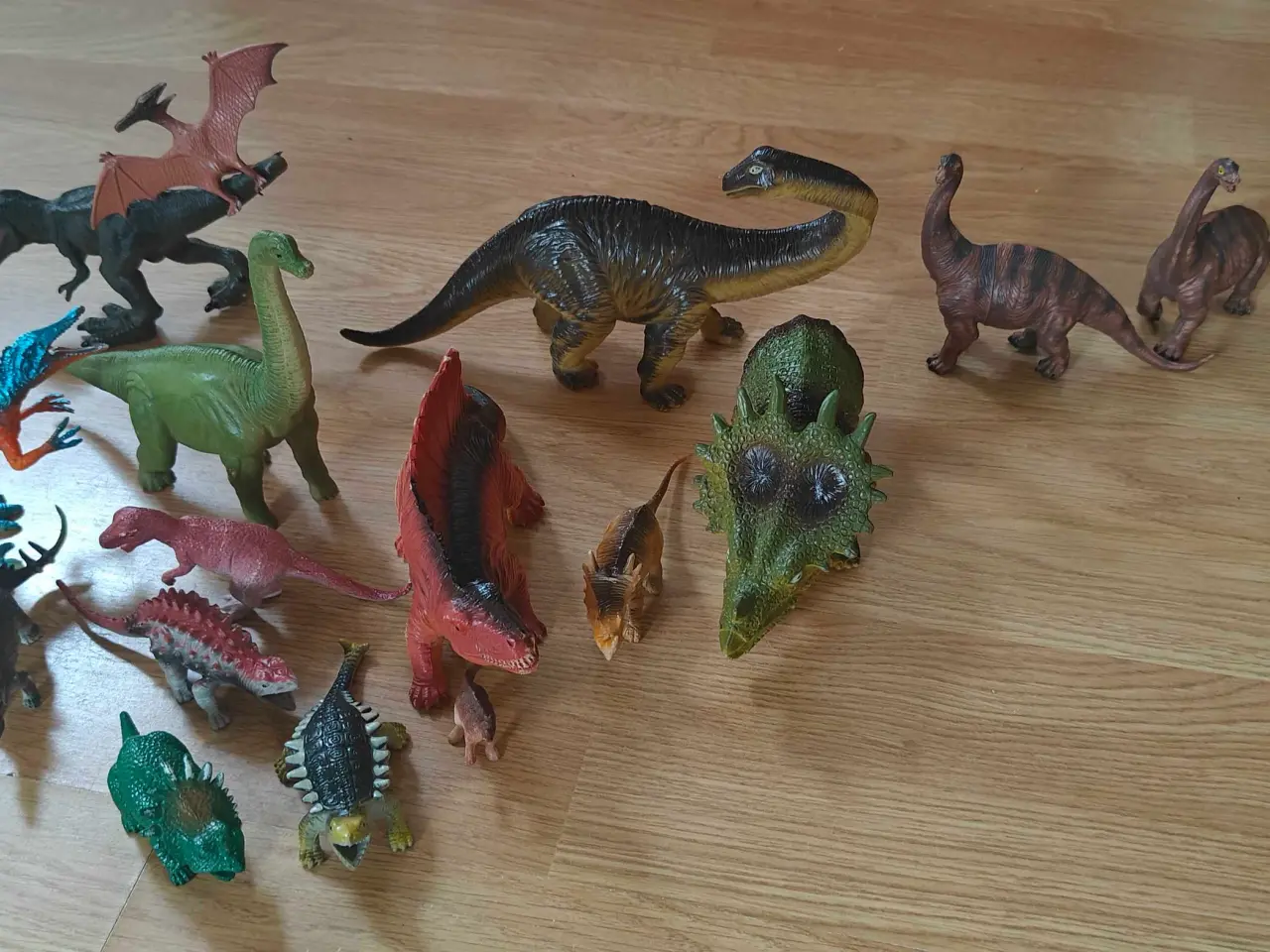 Billede 2 - STOR SAMLING DYR & DINOSAURER 