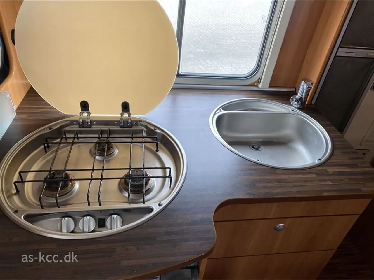 Billede 13 - 2008 - Hymer Camp   Hymer autocamper med 6 selepladser.