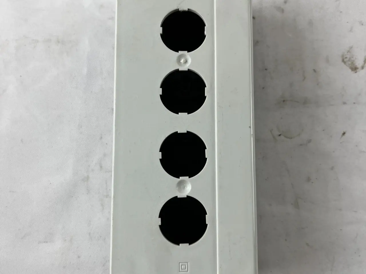 Billede 2 - Telemecanique XALD04 Empty 4‑Hole Push Button 22
