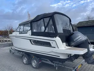 Jeanneau 695 Merry Fisher Serie2
