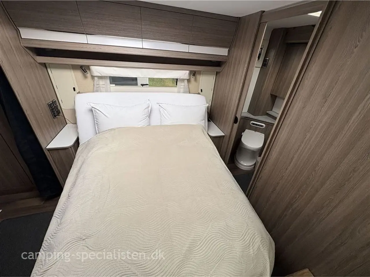 Billede 10 - 2019 - Kabe Imperial 1000 TDL E8/DL Liebhaver campingvogn - Kabe Imperial 1000 TDL KS 2019 - Se den nu hos Camping-Specialisten.dk