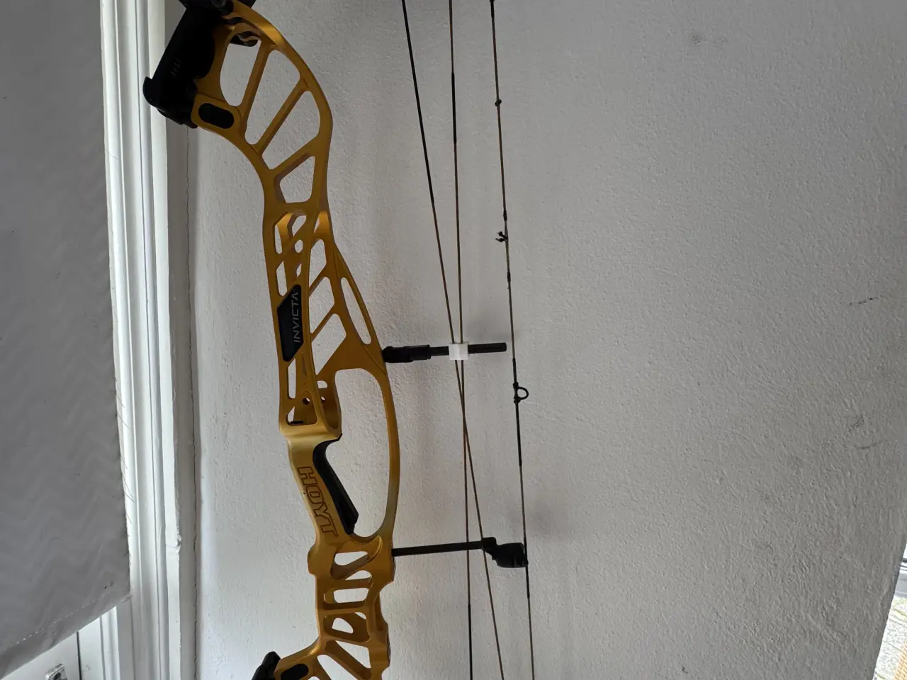 Billede 2 - Hoyt compoundbue Invicta 37