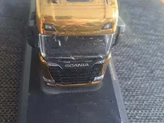 Guld scania S 730