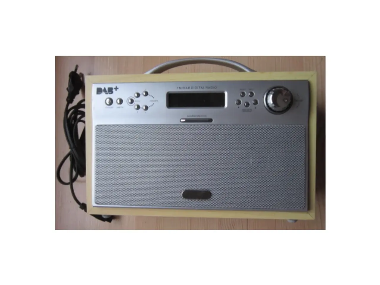 Billede 1 - Velholdt DAB+ radio