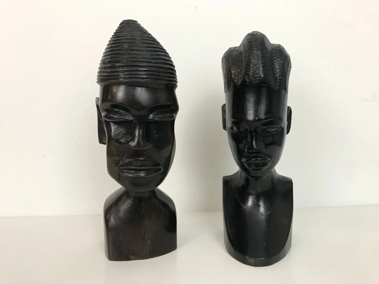 Billede 1 - 2 store afrikanske buster i ibenholt træ
