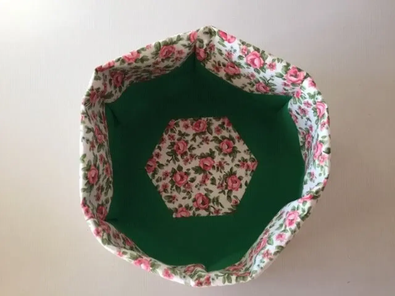 Billede 2 - kurv syet i patchwork