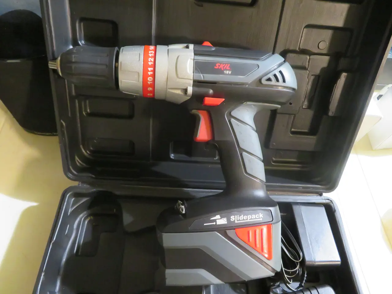 Billede 2 - Boremaskine Skil 18 volt