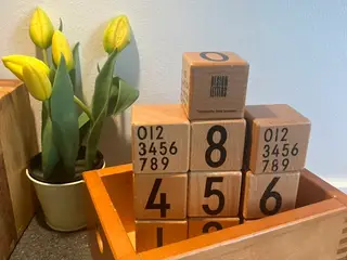 Design Letters træklodser m/tal Arne Jacobsen typo