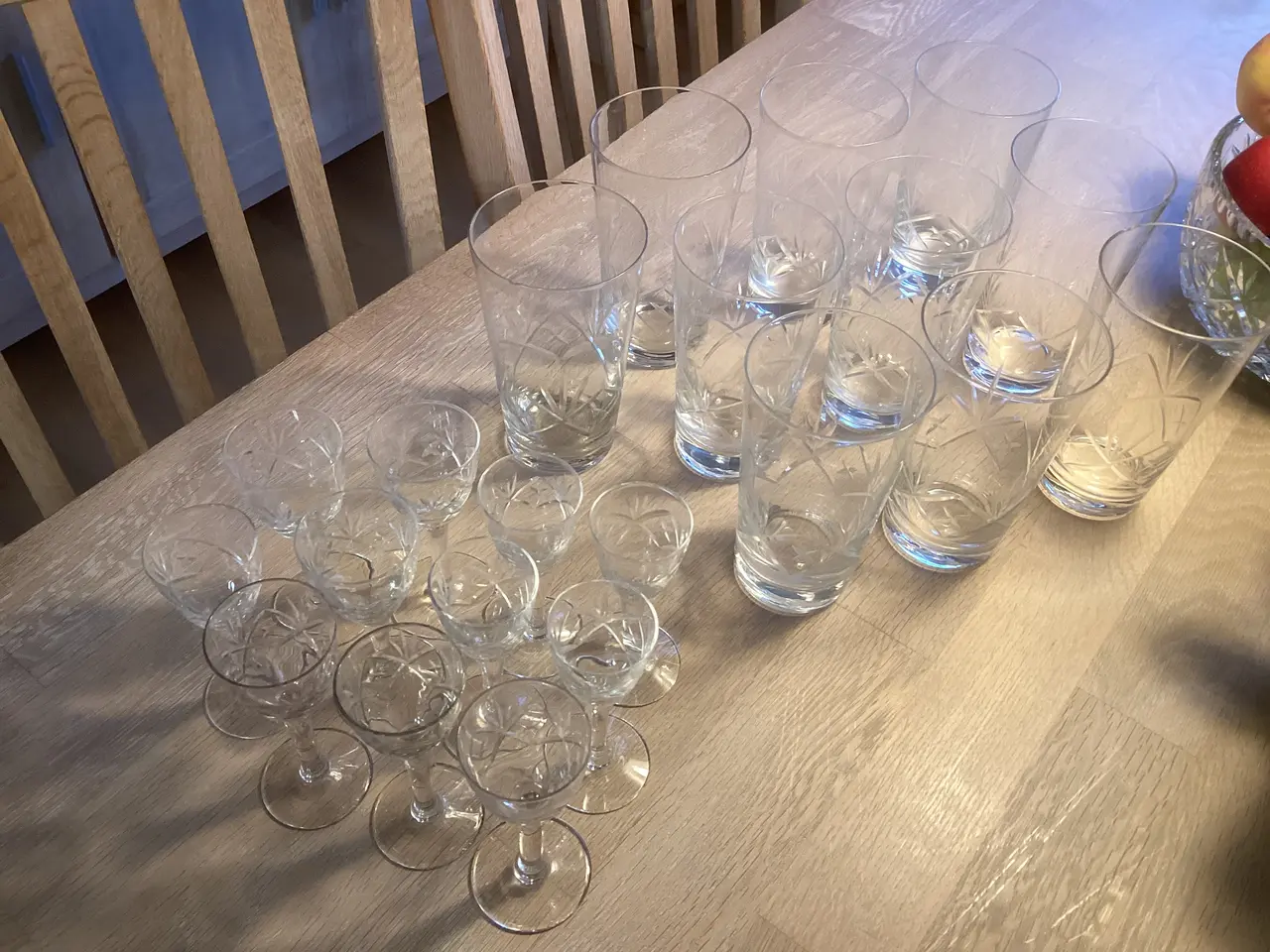 Billede 1 - Facetslebne øl og snapseglas meget gamle