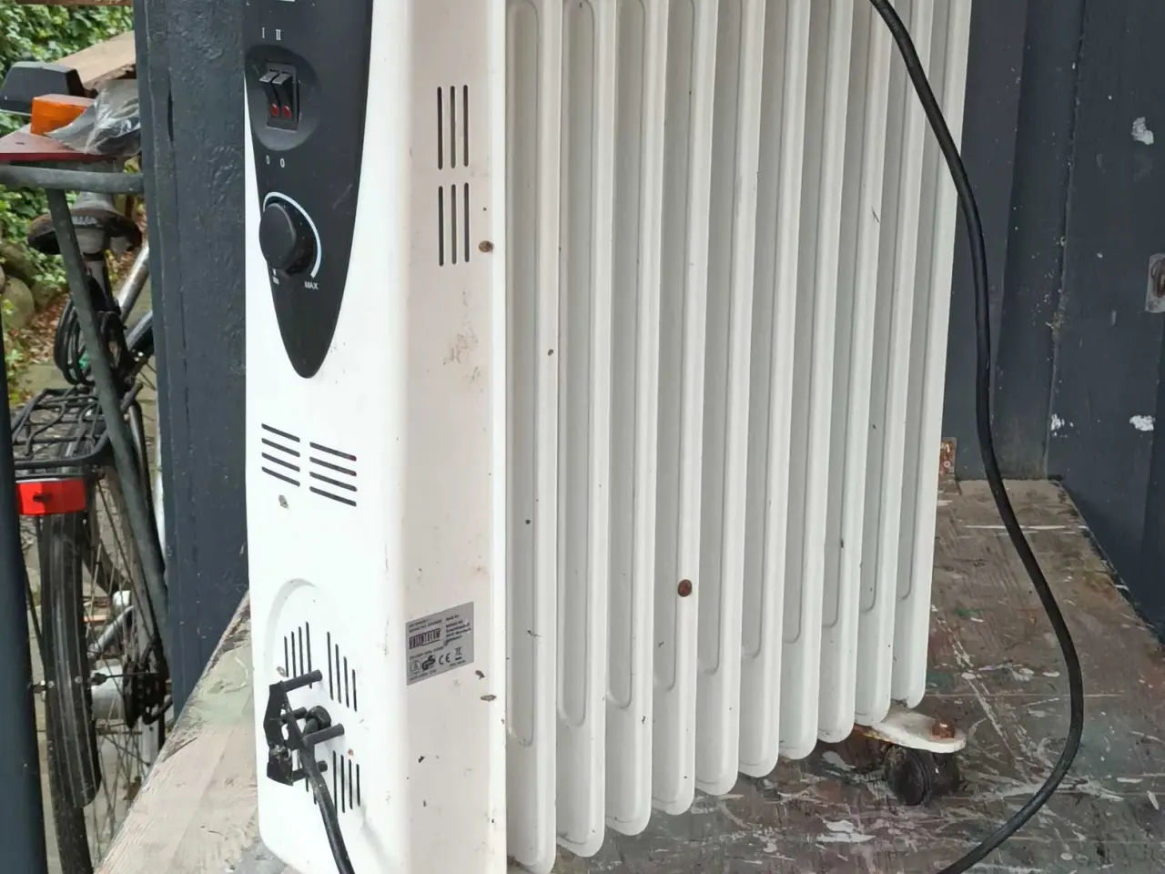 Billede 1 - El-radiator på hjul.
