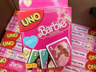 Uno Barbie