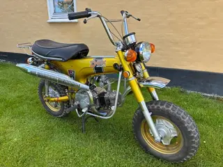 Honda Dax ST 50 - 4 gear