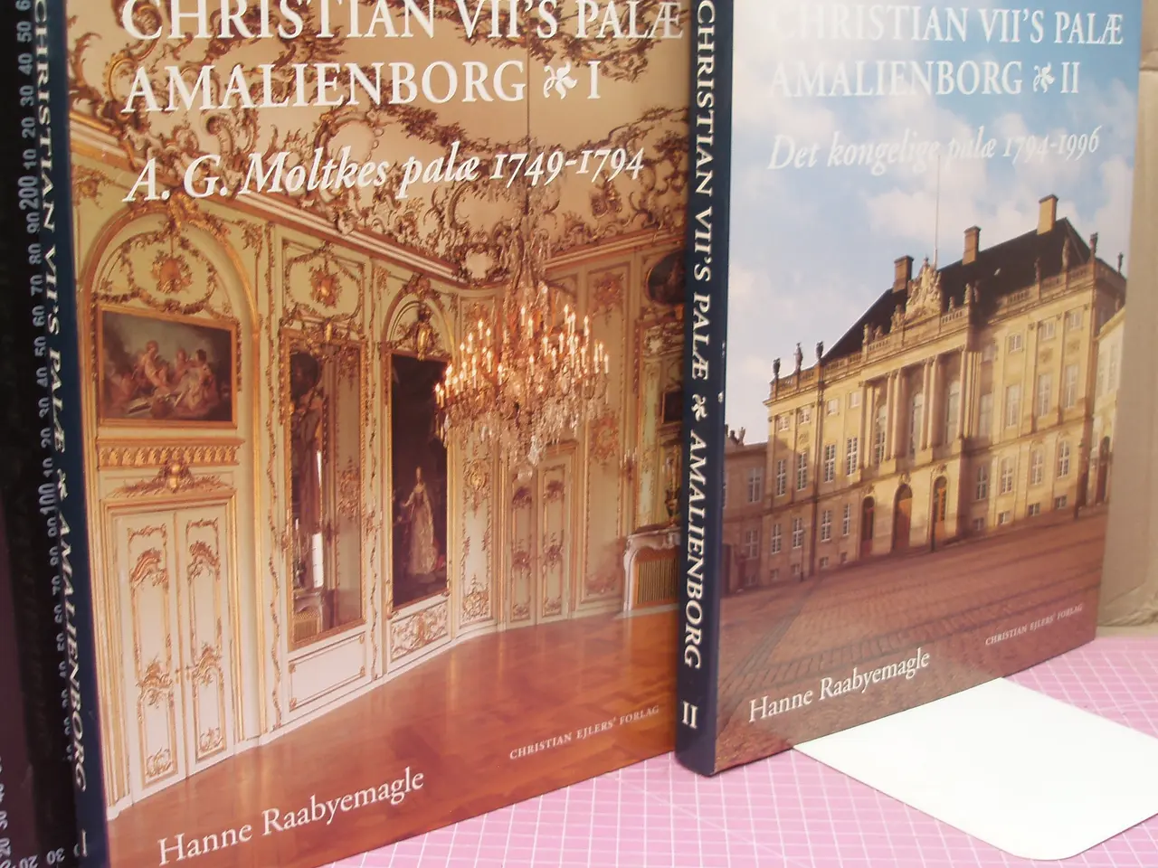 Billede 2 - Christian VII´s Palæ Amalienborg 1+2 i boks