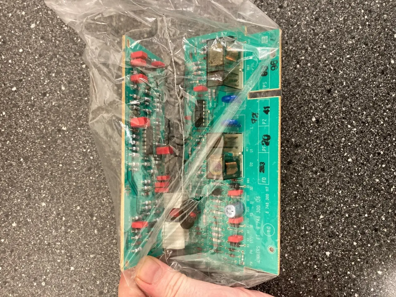 Billede 4 - Junkers Bosch Gas Boiler Ignition Control Board PN