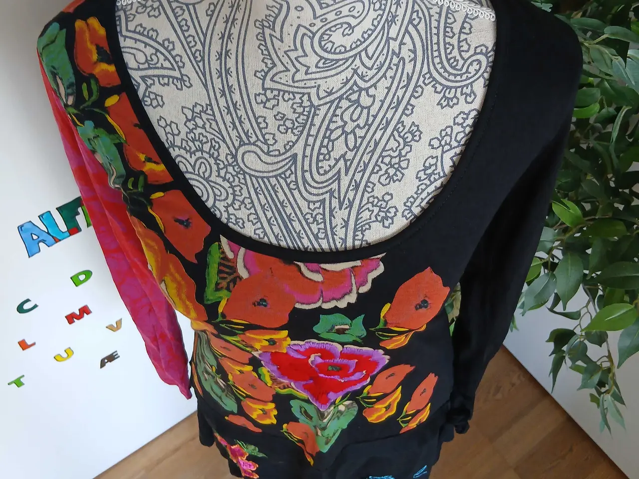 Billede 2 - Kjole. Desigual. Large/40