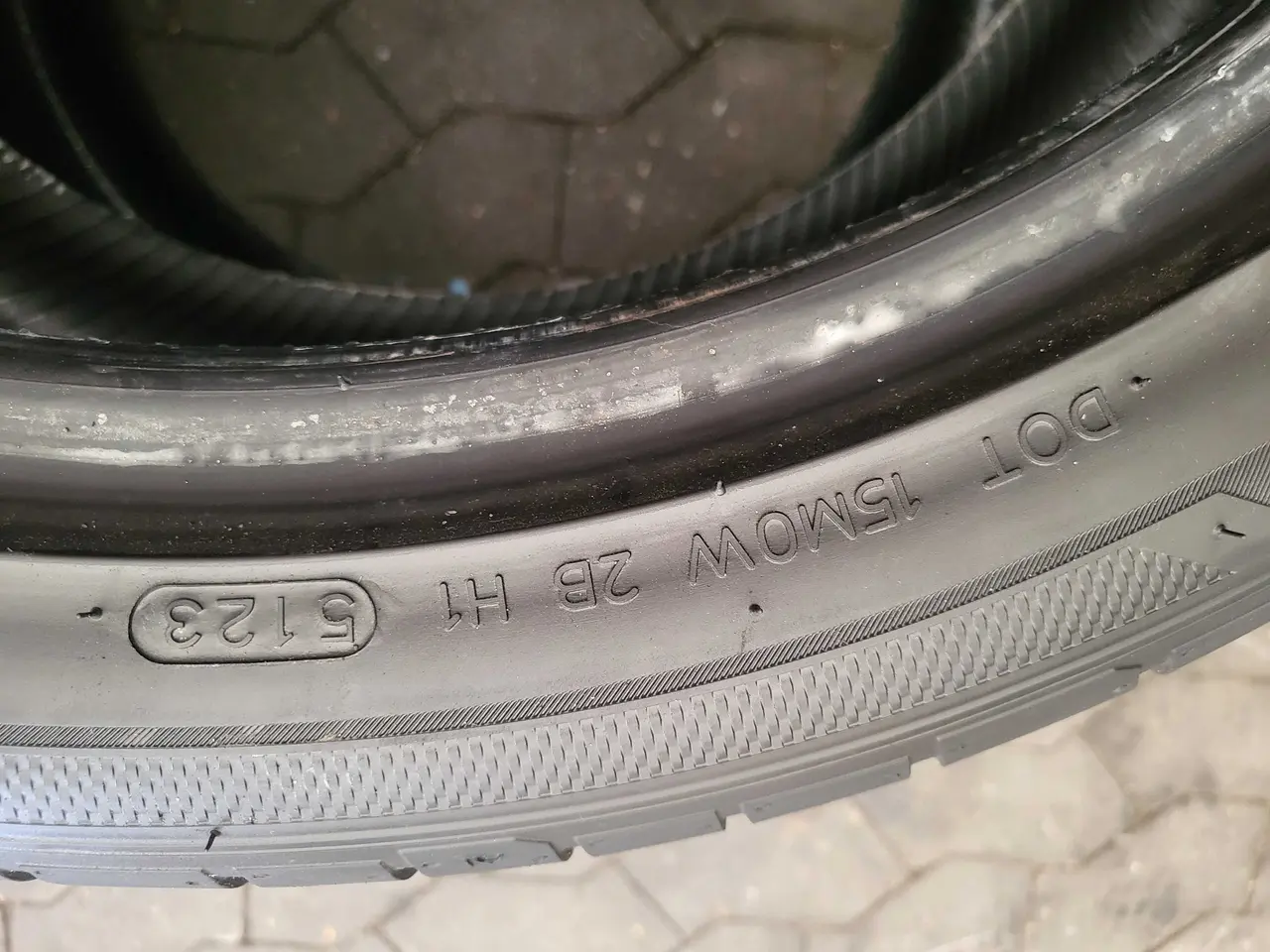 Billede 5 - 285/35/20 Hankook dæk