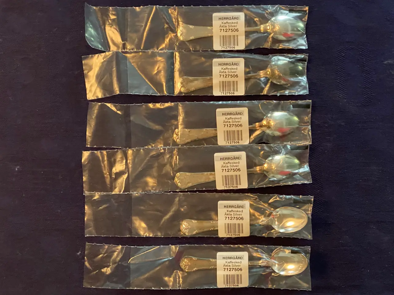 Billede 1 - 6 Teskeer, Herregaard, 830 ægte sølv, kr. 1.500,-