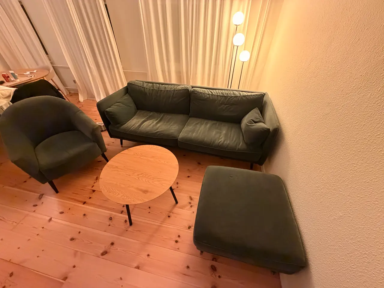 Billede 2 - 2-personers sofa med flytbar chaiselong og stol
