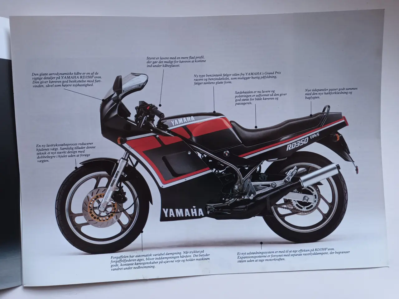 Billede 3 - Yamaha RD 350F Brochure