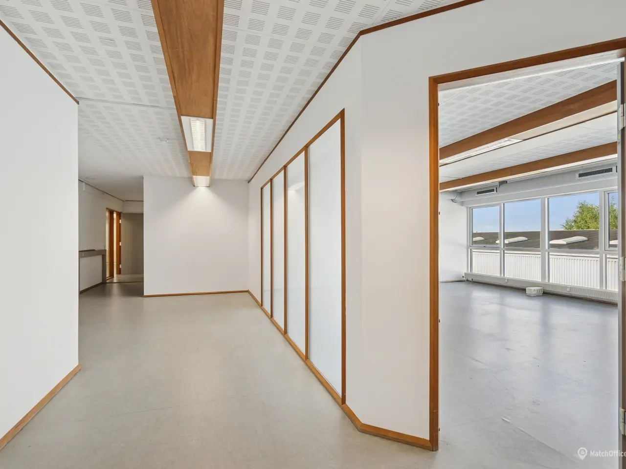 Billede 6 - Nyistandsatte kontor- og lagerlokaler med adgang til vareelevator