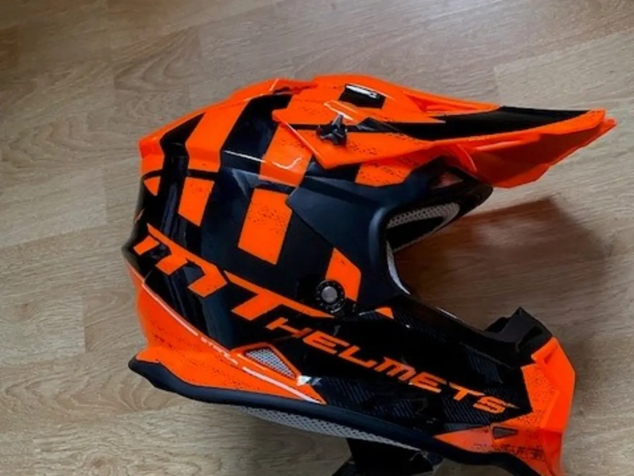 Billede 3 - Crosshjelm junior MT Helmert NY