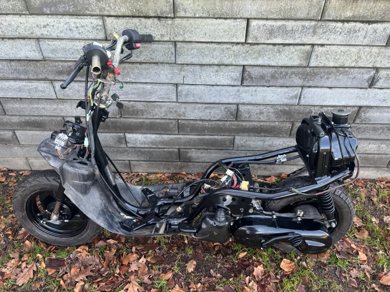 Billede 9 - Yamaha jog fine selection Dansk