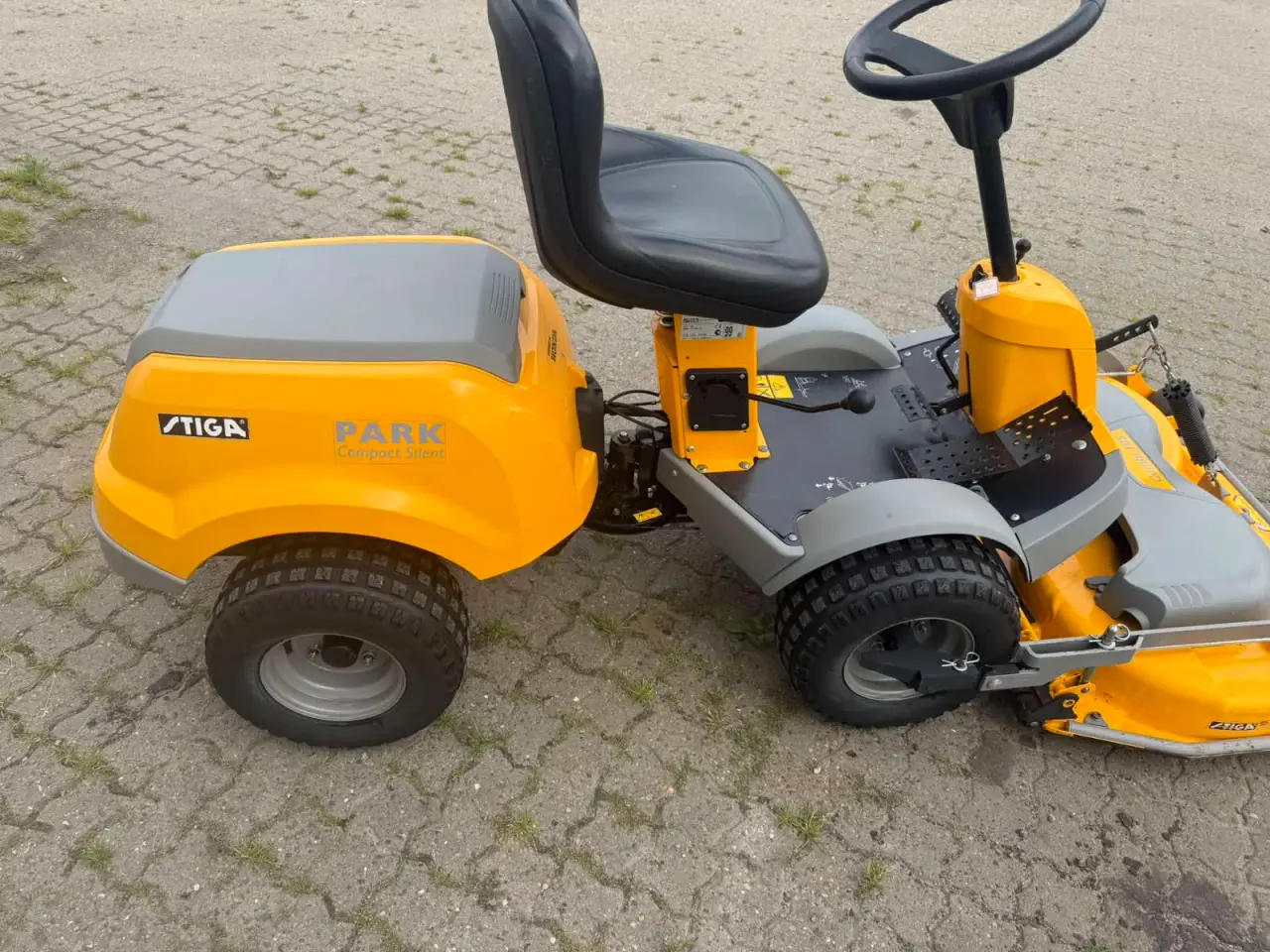 Billede 2 - Stiga Park Compact Silent 