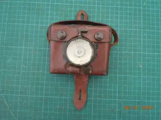 Feltlygte M-1915, Dansk, Lavet på Hærens Tøjhus.
