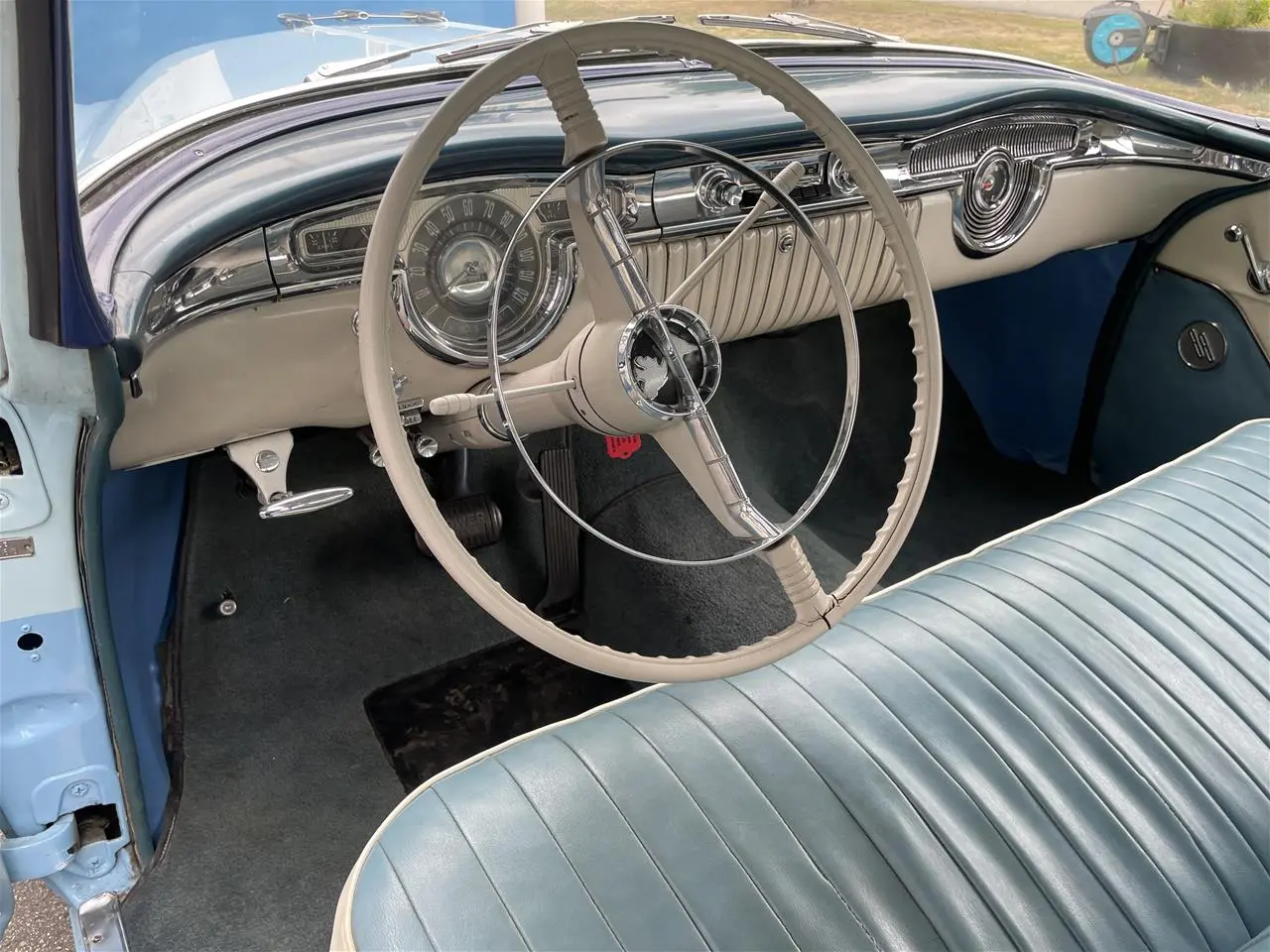 Billede 29 - Oldsmobile Super 88 Holiday Coupe