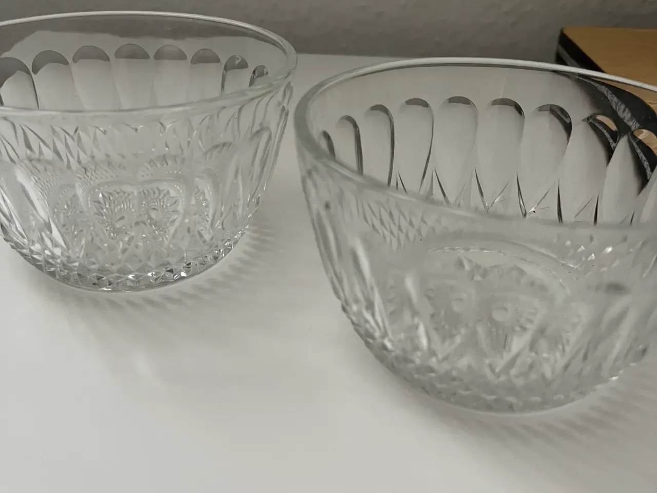 Billede 1 - Glasskåle med dekorative mønstre
