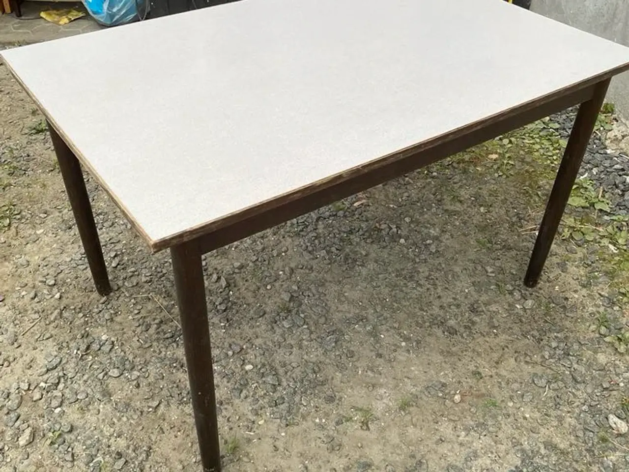 Billede 2 - Klassisk spisebord fra midten af 20-århundredet –