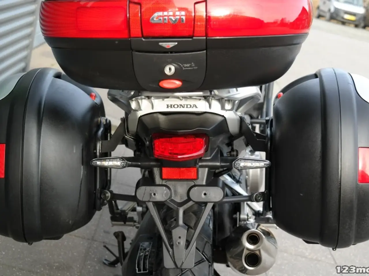 Billede 5 - Honda VFR 1200 X MC-SYD BYTTER GERNE