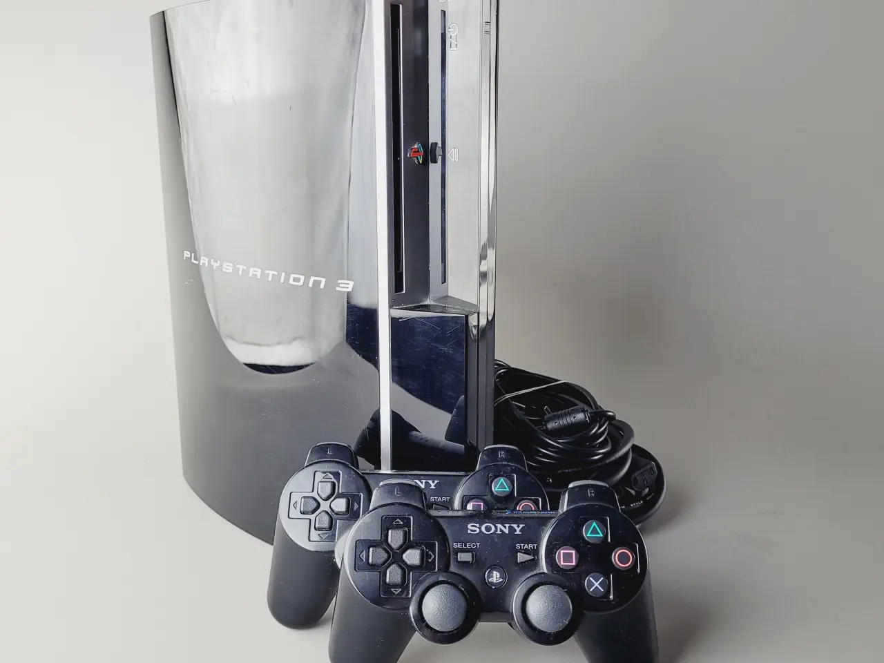 Billede 2 - ⭐️: PlayStation 3 (Fat) – Model CECHL04 med 2 cont