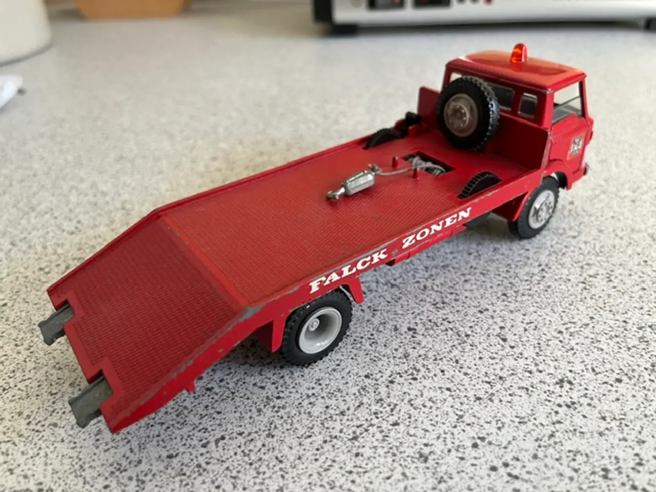 Billede 4 - Tekno Ford D800 Falckbil
