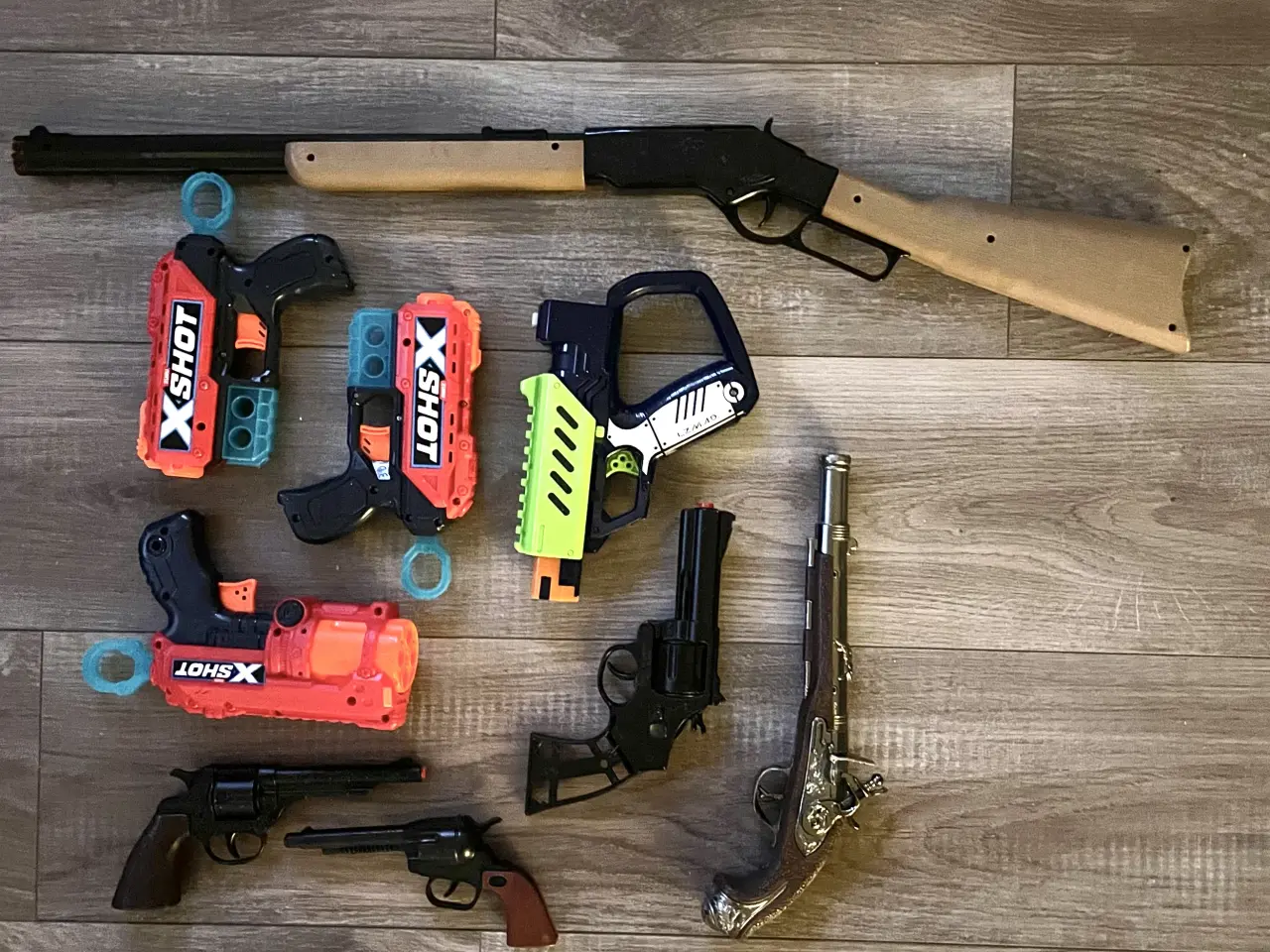 Billede 1 - Legetøjspistoler