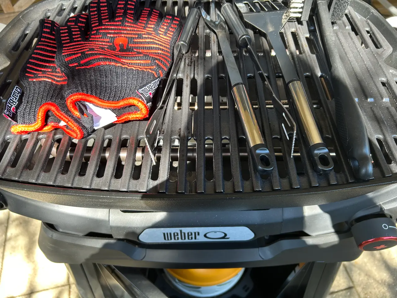 Billede 3 - Weber gasgrill inkl vogn