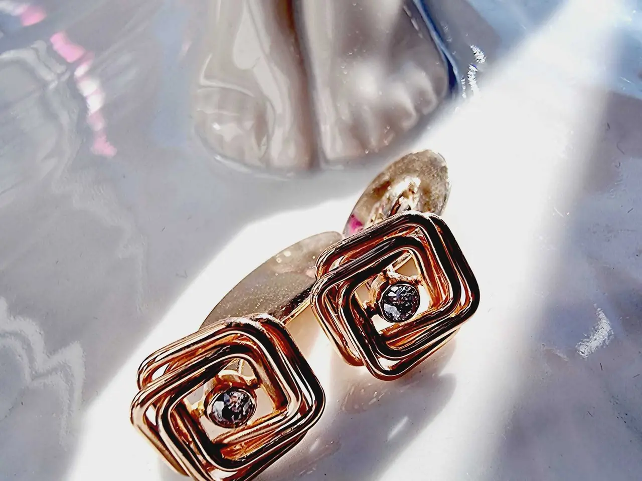 Billede 3 - Cufflinks 14 karat rødguld med brillanter